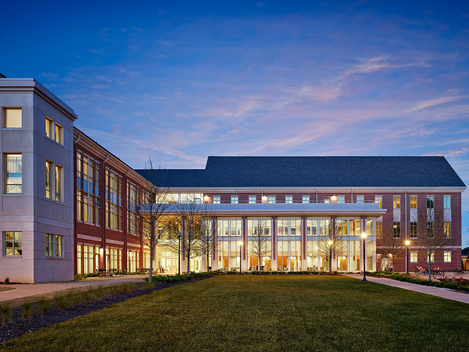 Auburn-Nursing_ext-f_WEB-DRAFT